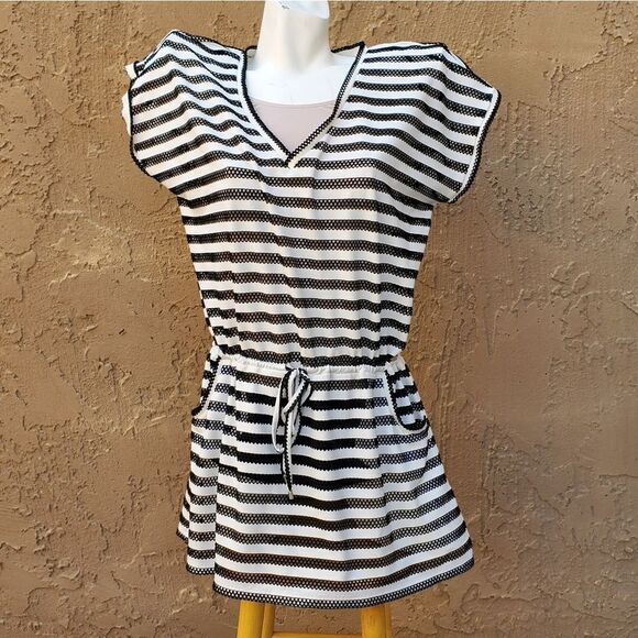 Calvin Klein black and white striped swim suit cover - Picture 12 of 13